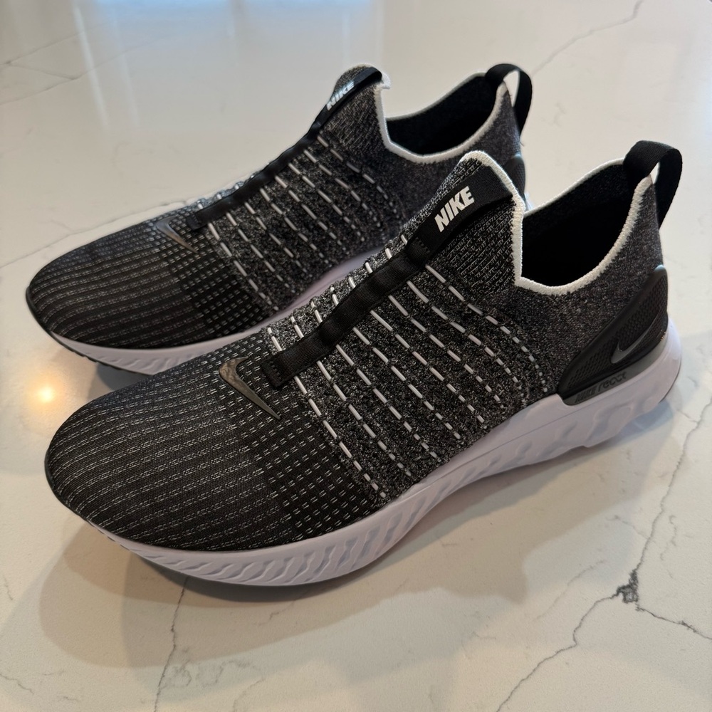 Nike React Phantom Run Flyknit 2 Men’s Running Shoes Size 12 New